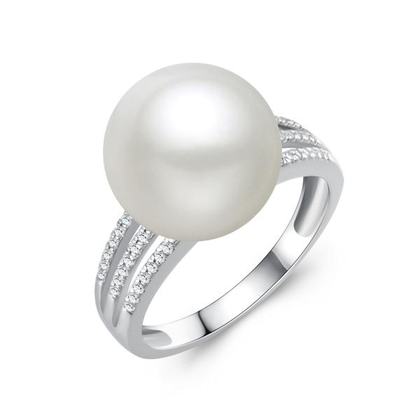 Pearl Ring